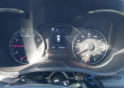 2018 Kia Forte Lx из США, поврежденный, VIN 3KPFL4A7XJE234918